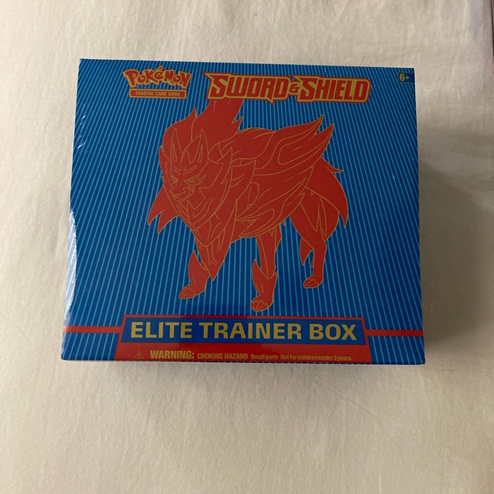 Pokémon Sword&Shield Trainer Box
